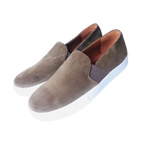 Vince. Blair Nubuck Sneaker in CLOVE